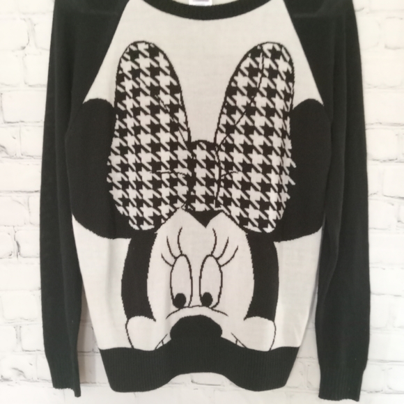 Disney size large sweater Minnie Mouse - Picture 13 of 15